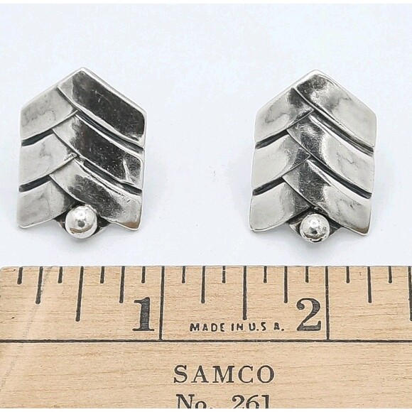 RARE Vtg Early Taxco Mexico Los Castillos #480 Chevron Sterling Silver Earrings - Picture 7 of 8
